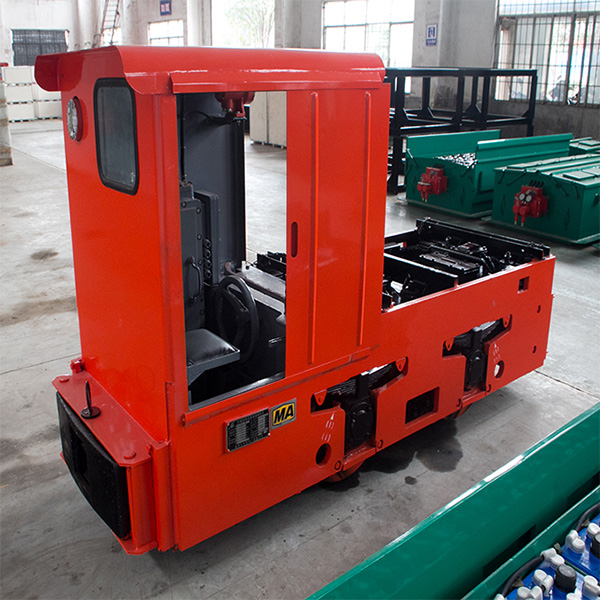 How to Choose the Right Battery Locomotive for Your Underground Mine