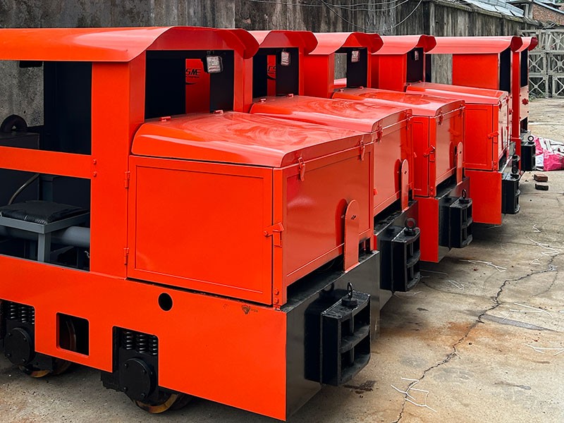 diesel locomotive, red locomotive, factory tour