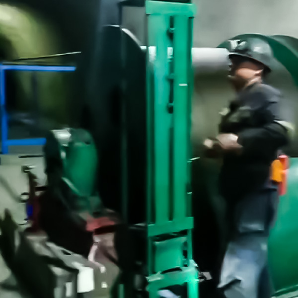 JTP-1.6×1.2P Mine Hoist Proves Reliability in Dark Underground Mine​