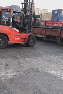 China's 2026 export license procedure for steel rails and mining equipment compliance.