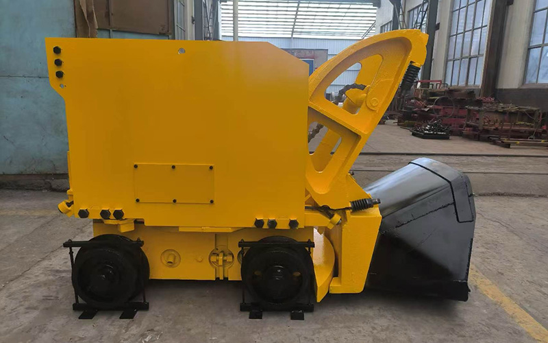 ZQ-30 vs EIMCO 21B: Modern yellow mucking machine with 0.3m³ capacity and 2900kg weight for mining. ZQ-30 vs EIMCO 21B: Modern yellow mucking machine with 0.3m³ capacity and 2900kg weight for mining.